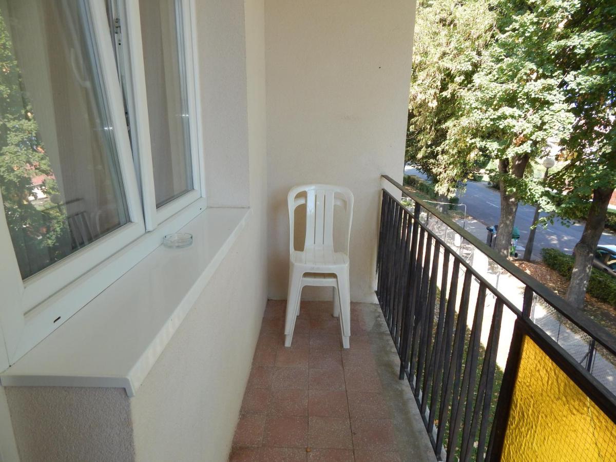 Hajdú Vendégház Hajduszoboszlo Exterior foto