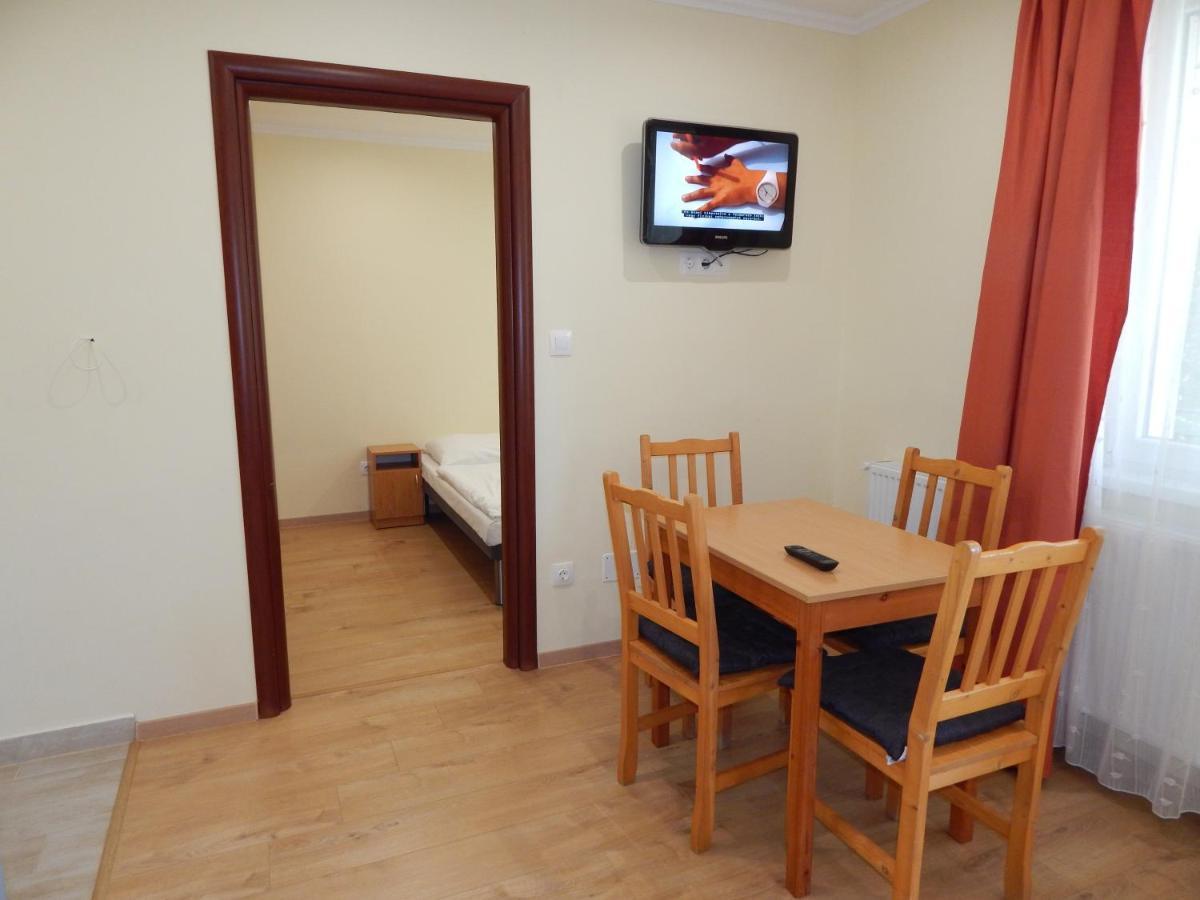 Hajdú Vendégház Hajduszoboszlo Exterior foto